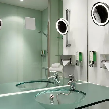 Hotel Ramada Encore By Wyndham Geneva Carouge