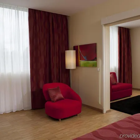 Ramada Encore By Wyndham Geneva 3*